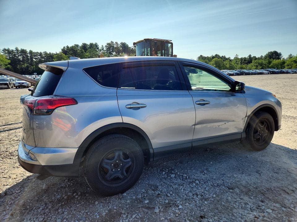 2018 TOYOTA RAV4 LE 3