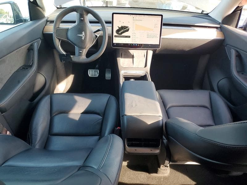 2021 TESLA MODEL Y 8
