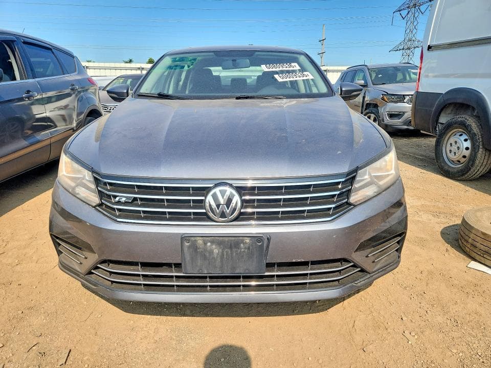 2017 VOLKSWAGEN PASSAT R-LINE 5