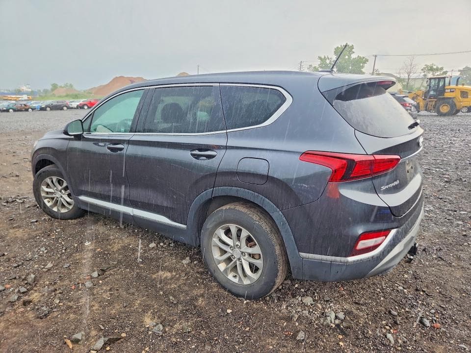 2020 HYUNDAI SANTA FE SE 2
