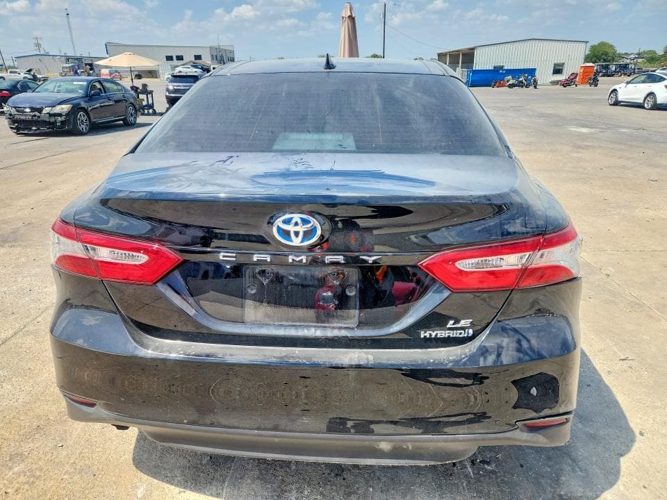 2020 TOYOTA CAMRY LE 6