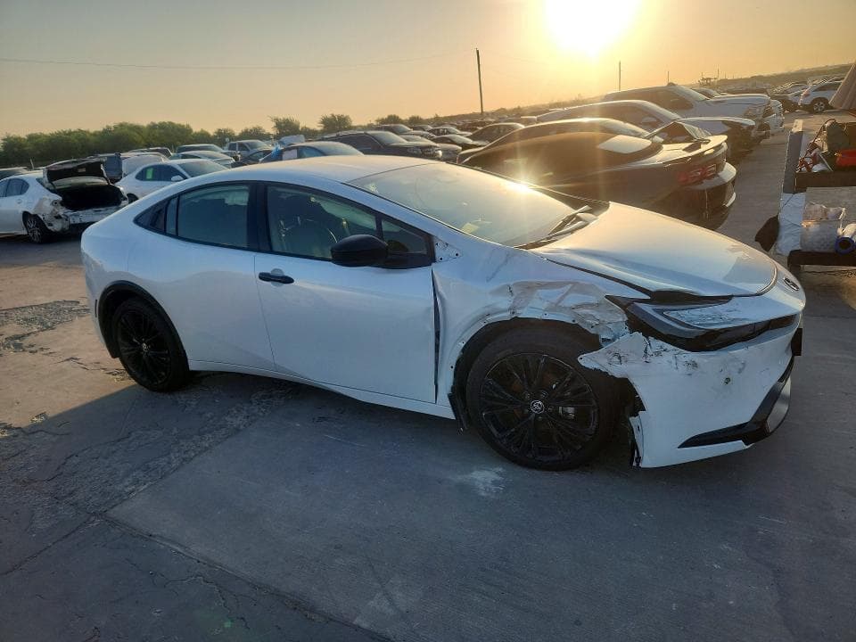 2025 TOYOTA PRIUS NIGHTSHADE 4
