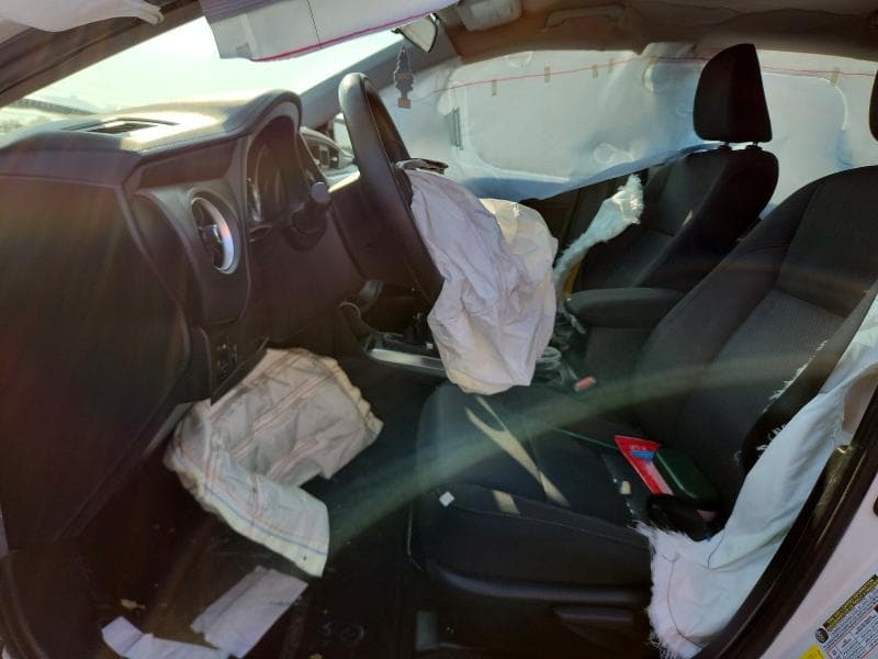 2019 TOYOTA COROLLA LE 7