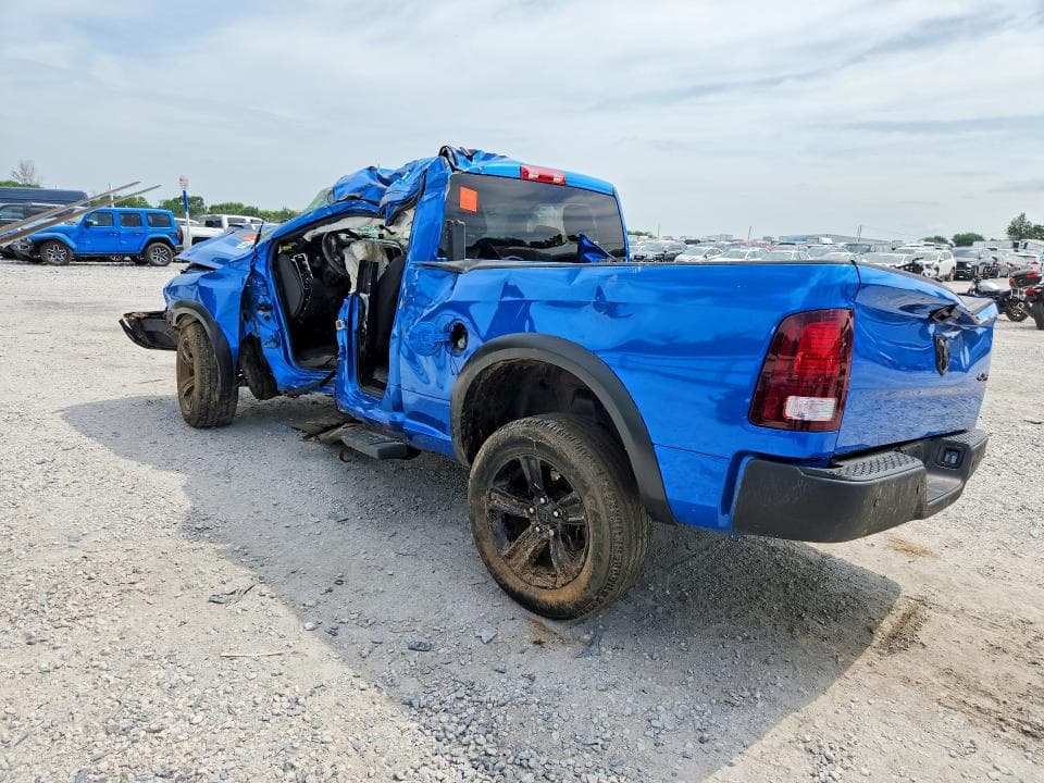 2023 RAM 1500 CLASSIC SLT 2