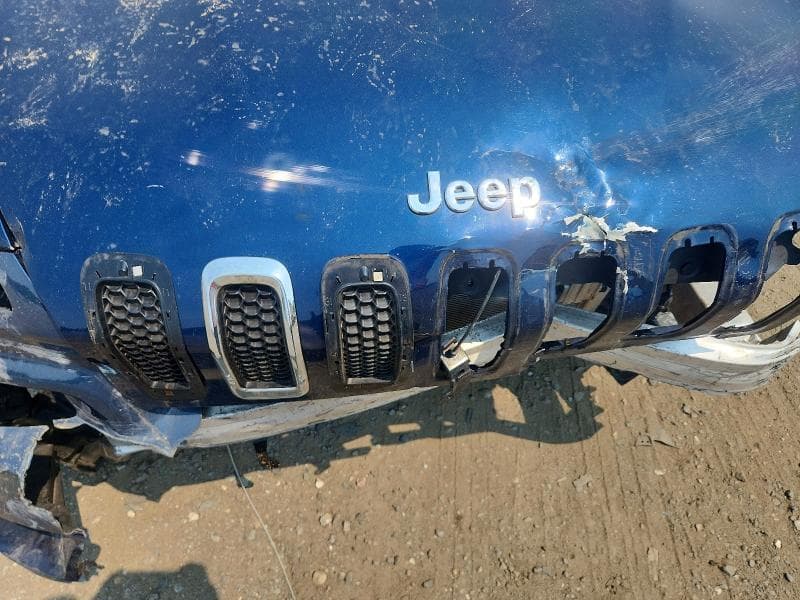 2018 JEEP CHEROKEE LIMITED 12