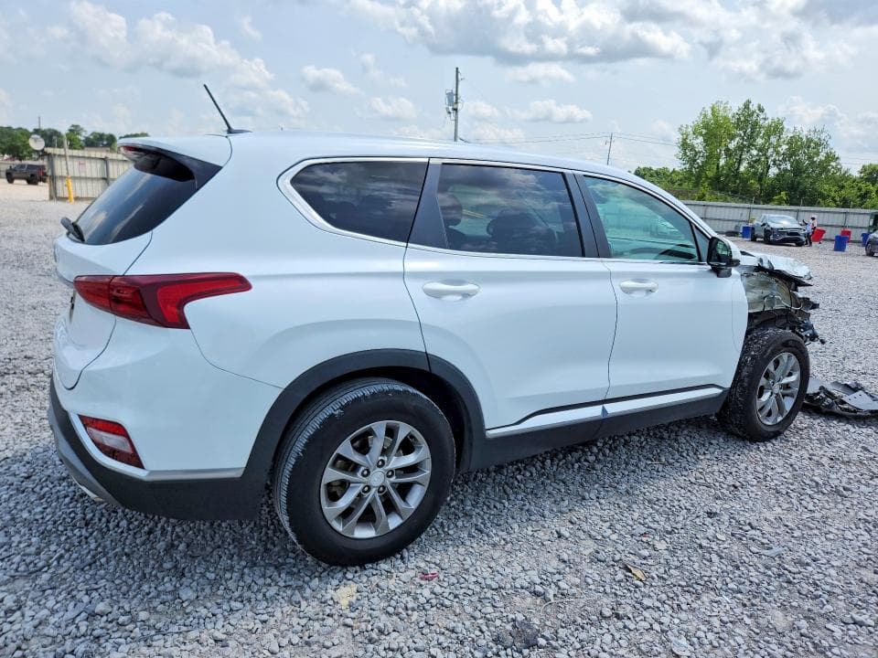 2019 HYUNDAI SANTA FE SE 3