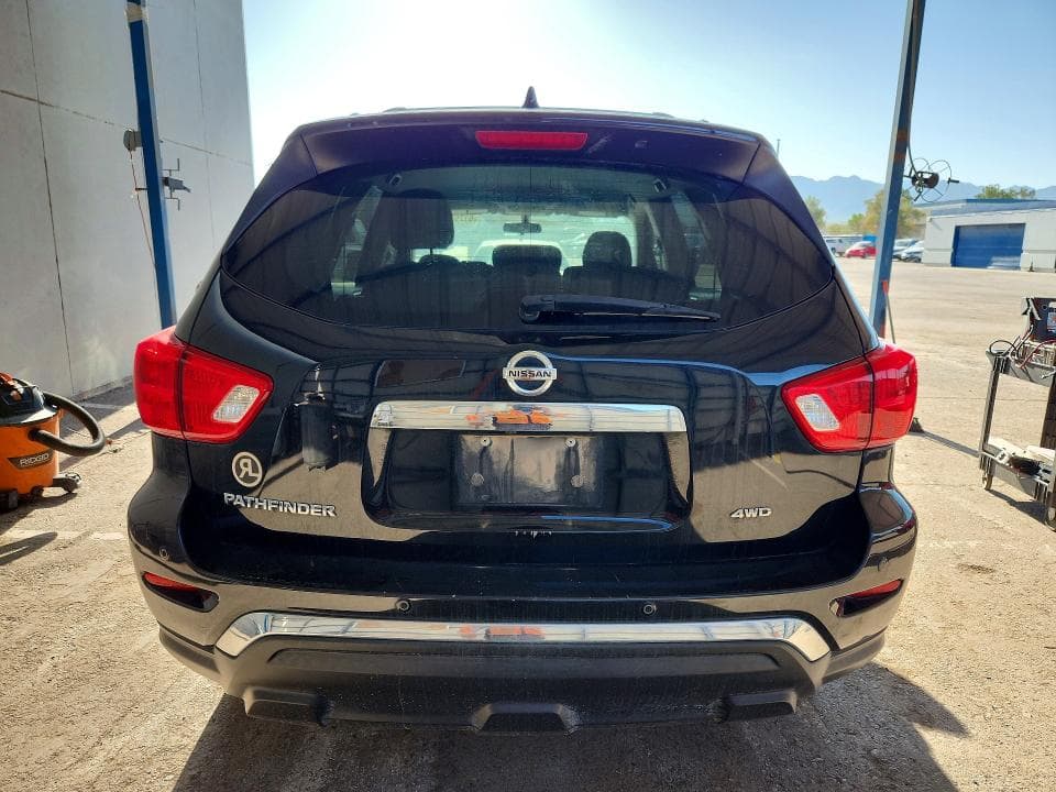 2019 NISSAN PATHFINDER S 6