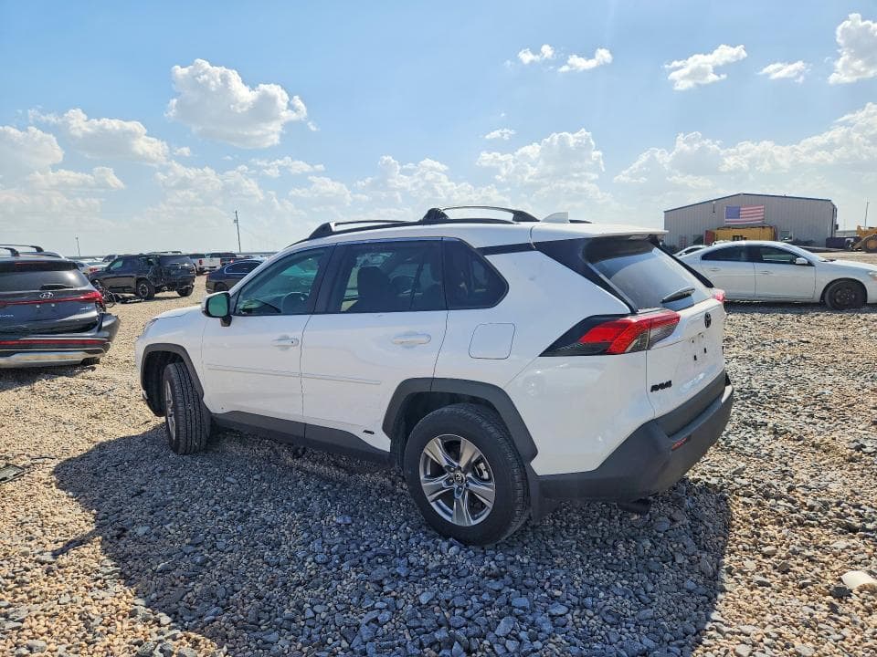 2025 TOYOTA RAV4 HYBRID XLE 2
