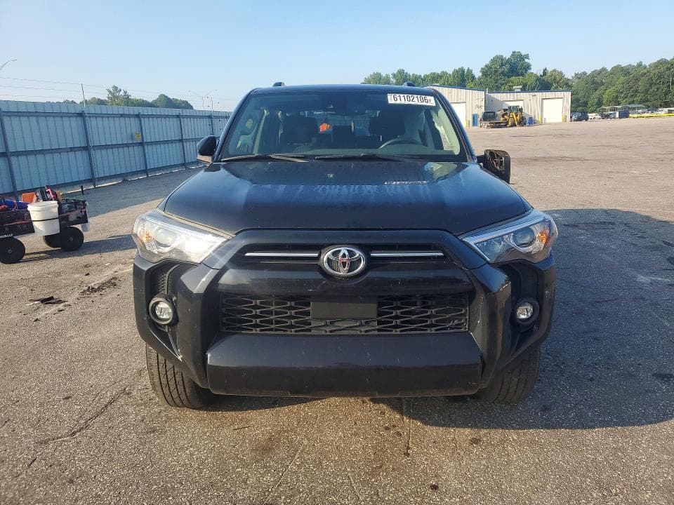 2021 TOYOTA 4RUNNER SR5 5