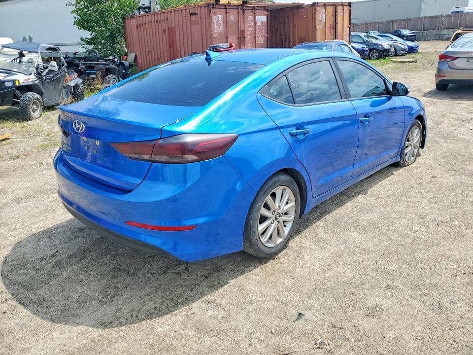 2017 HYUNDAI ELANTRA SE 3
