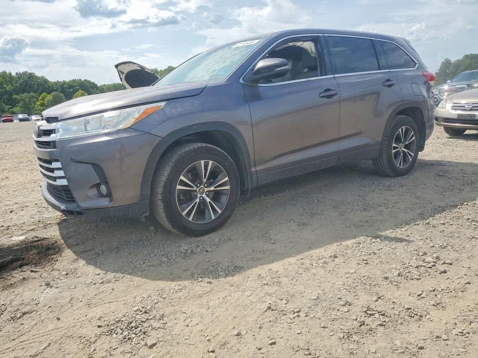 2018 TOYOTA HIGHLANDER LE PLUS - 1