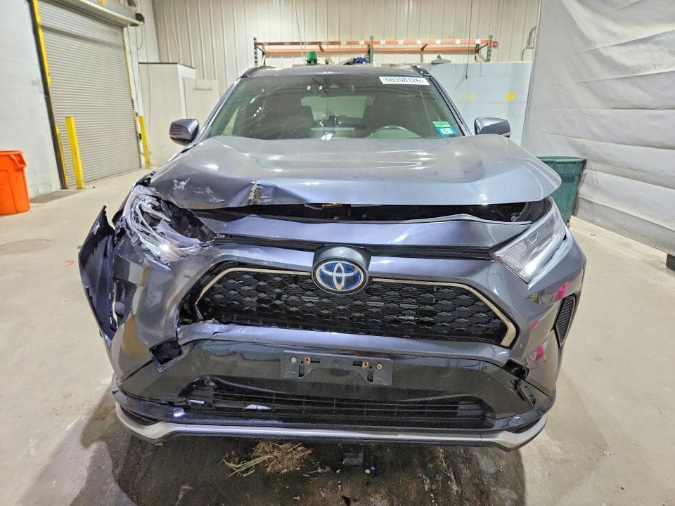 2021 TOYOTA RAV4 PRIME SE 5