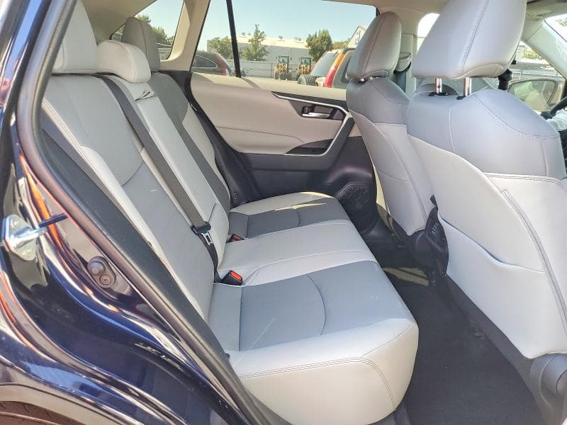 2024 TOYOTA RAV4 XLE PREMIUM 11