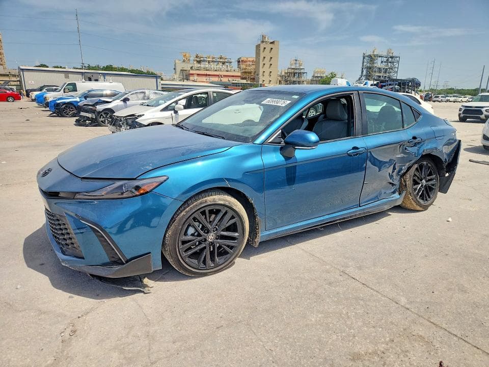 2025 TOYOTA CAMRY SE - 1