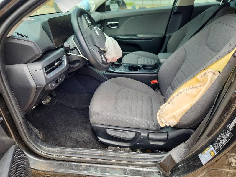 2025 KIA K4 EX 7