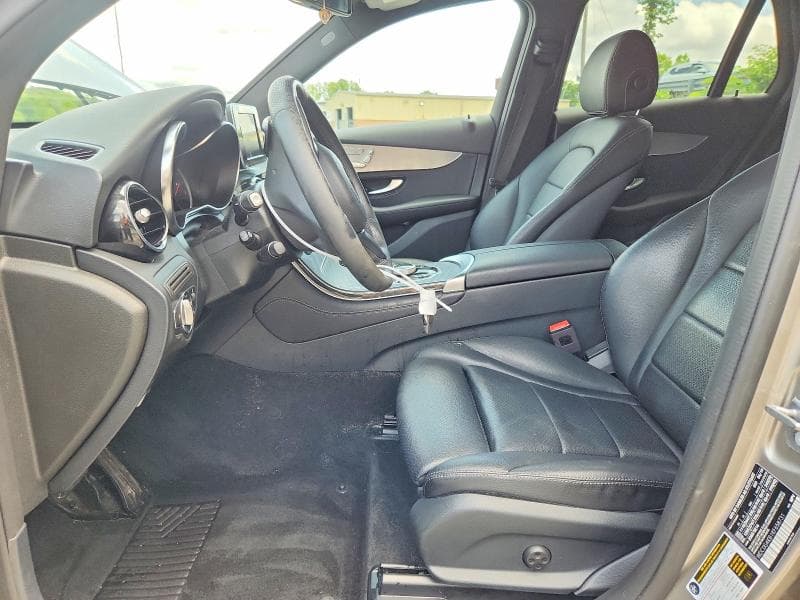 2019 MERCEDES-BENZ GLC 300 4MATIC 7