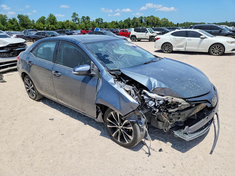 2018 TOYOTA COROLLA SE 4