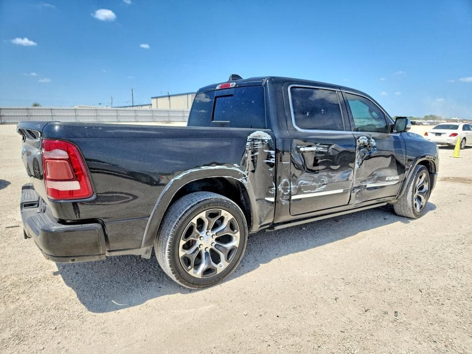 2019 RAM 1500 LIMITED 3
