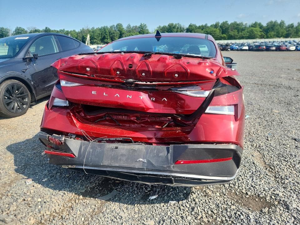 2024 HYUNDAI ELANTRA SEL 6