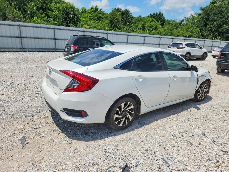 2018 HONDA CIVIC EX 3