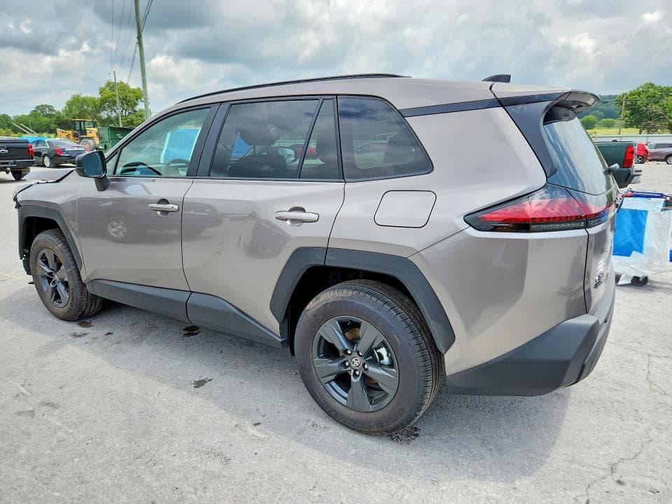 2026 TOYOTA RAV4 LE 2