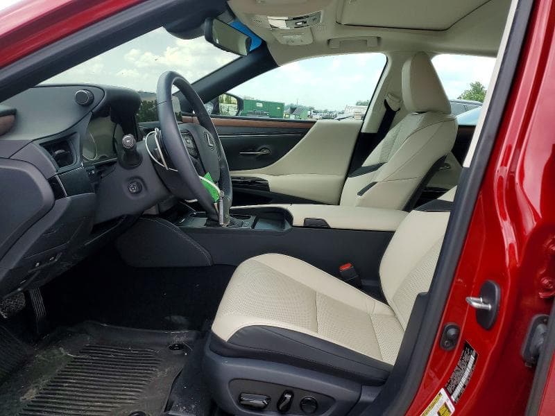 2025 LEXUS ES 300H BASE 7