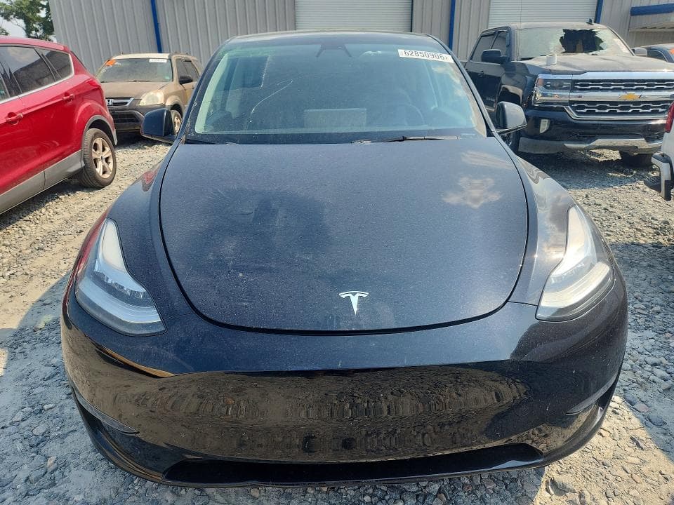2022 TESLA MODEL Y 5