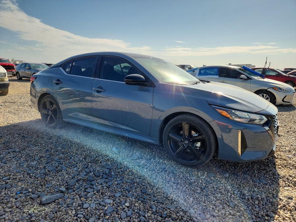 2024 NISSAN SENTRA SR 4
