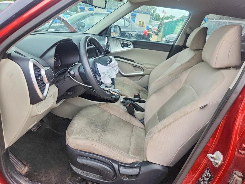 2023 KIA SOUL LX 7