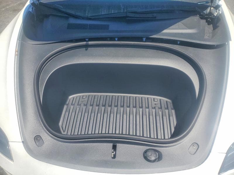 2026 TESLA MODEL 3 11