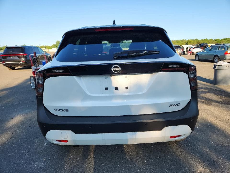 2025 NISSAN KICKS SV 6
