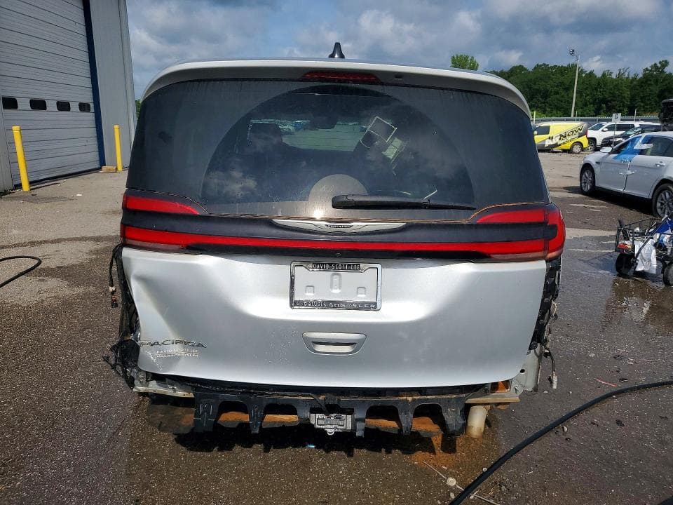 2024 CHRYSLER PACIFICA TOURING L 6