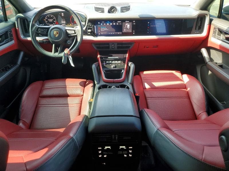 2024 PORSCHE CAYENNE COUPE 8