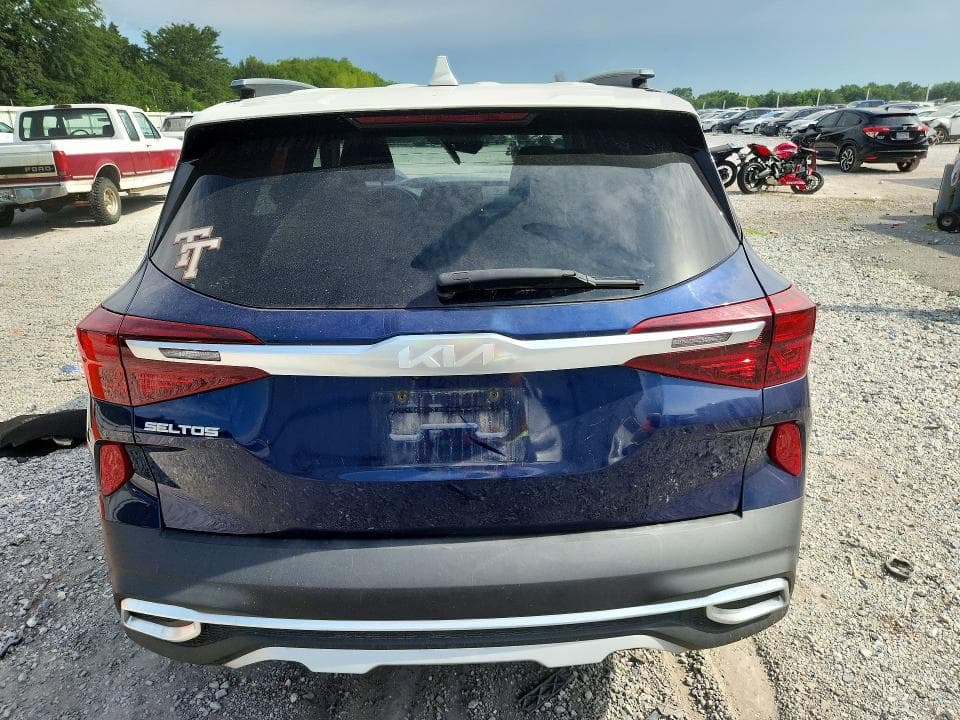 2023 KIA SELTOS S 6