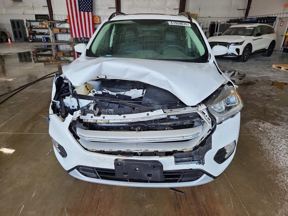 2018 FORD ESCAPE SEL 5