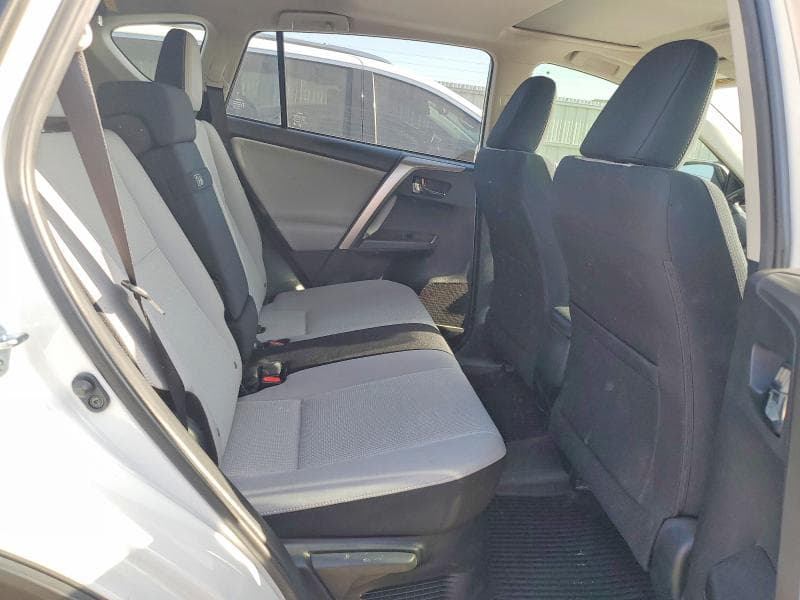 2018 TOYOTA RAV4 HYBRID XLE 11