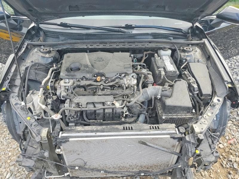 2022 TOYOTA CAMRY SE 11