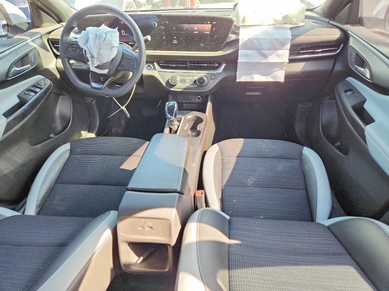 2024 BUICK ENVISTA 8