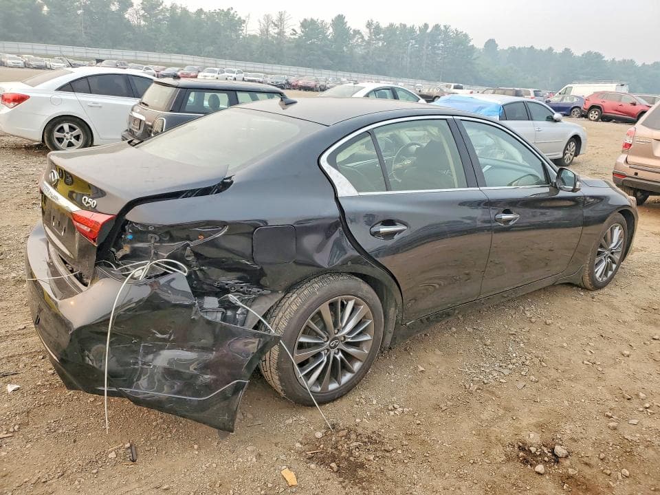 2023 INFINITI Q50 LUXE 3