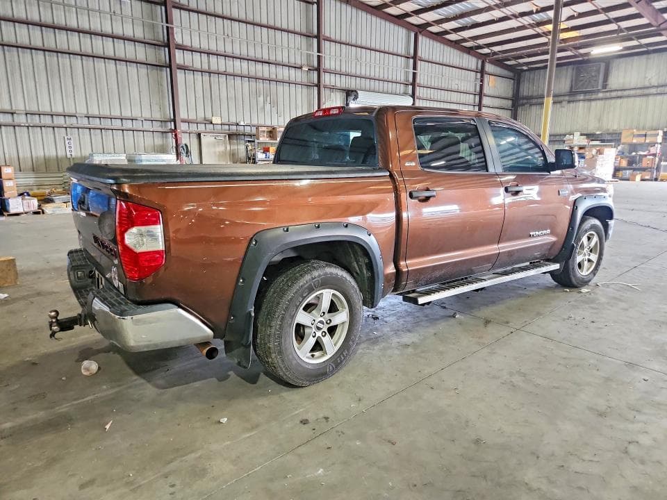 2017 TOYOTA TUNDRA CREWMAX SR5 3