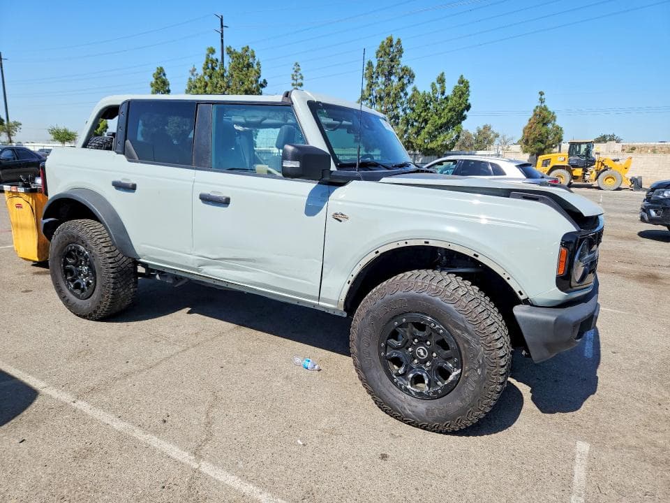 2022 FORD BRONCO BASE 4