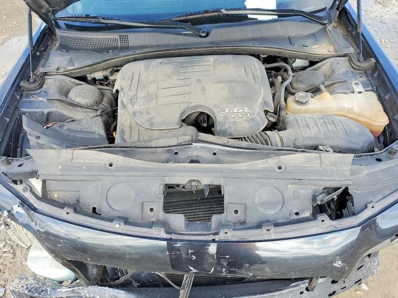 2019 CHRYSLER 300 S 11
