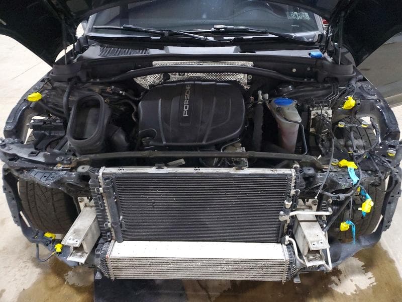 2018 PORSCHE MACAN 12