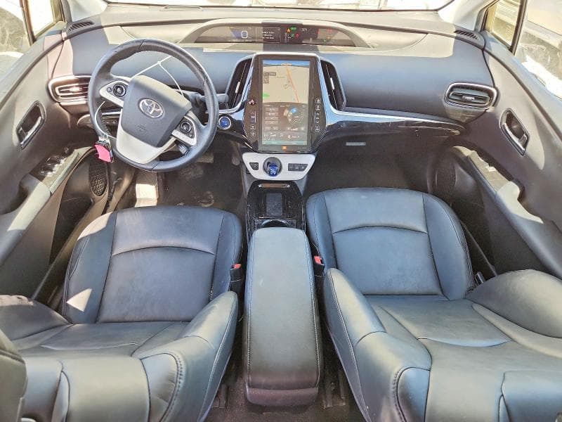 2017 TOYOTA PRIUS PRIME ADVANCED 8