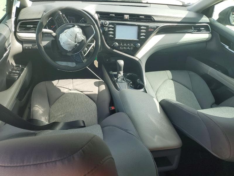 2019 TOYOTA CAMRY LE 8