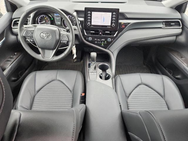 2024 TOYOTA CAMRY SE 8