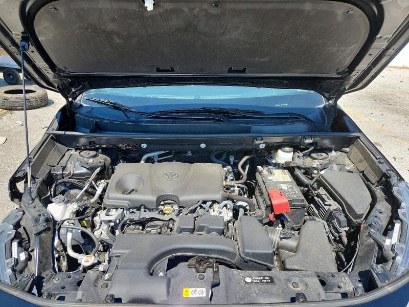 2024 TOYOTA RAV4 LE 12