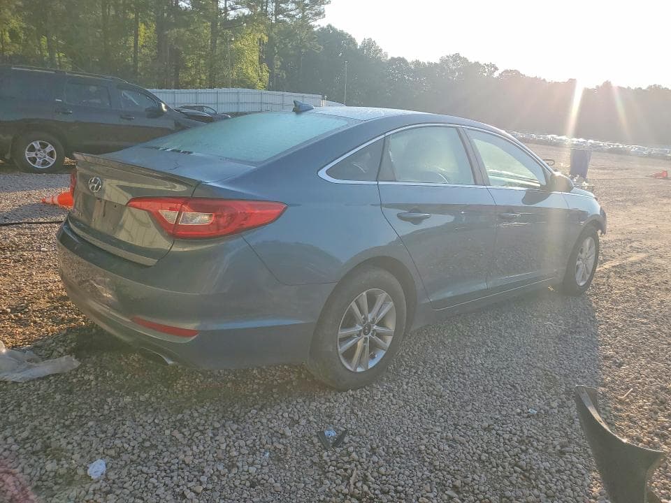 2017 HYUNDAI SONATA SE 3