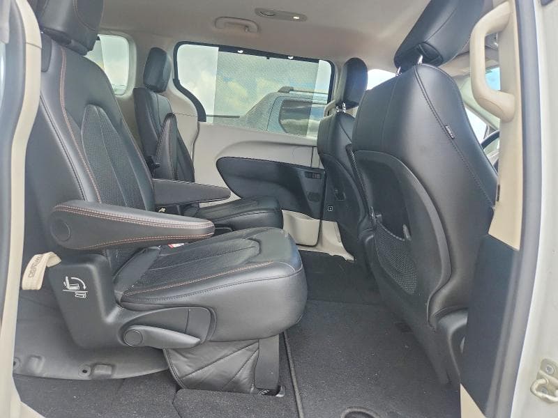 2018 CHRYSLER PACIFICA TOURING L 10