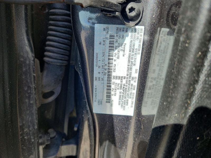 2018 FORD FOCUS SE 12